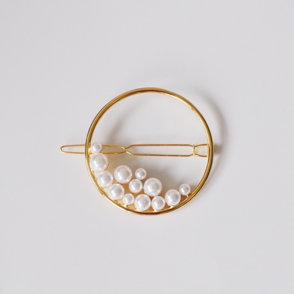 2 Pieces - Faux Pearl Embellished Circle Hair Pin - Picture 6 of 8